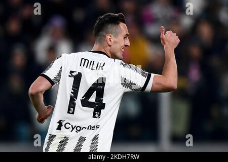 Turin, Italien. 06. November 2022. Arkadiusz Milik von Juventus FC zeigt sich während des Fußballspiels der Serie A zwischen Juventus FC und FC Internazionale. Kredit: Nicolò Campo/Alamy Live Nachrichten Stockfoto