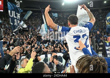 Rom, Italien. 06.. November 2022. Danilo Cataldi (Lazio) während der italienischen Serie Ein Spiel zwischen Roma 0-1 Lazio im Olimpic Stadium am 6. November 2022 in Roma, Italien. Kredit: Maurizio Borsari/AFLO/Alamy Live Nachrichten Gutschrift: Aflo Co. Ltd./Alamy Live Nachrichten Stockfoto