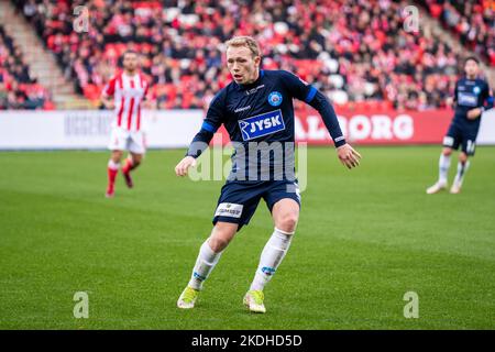 Aalborg, Dänemark. 06.. November 2022. Anders Klynge (21) aus Silkeborg, WENN er während des Superliga-Spiels 3F zwischen Aalborg Boldklub und Silkeborg IM Aalborg Portland Park in Aalborg gesehen wurde. (Foto: Gonzales Photo/Alamy Live News Stockfoto