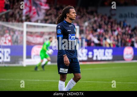 Aalborg, Dänemark. 06.. November 2022. Robin Oestroem (3) von Silkeborg, WENN er während des Superliga-Spiels 3F zwischen Aalborg Boldklub und Silkeborg IM Aalborg Portland Park in Aalborg gesehen wurde. (Foto: Gonzales Photo/Alamy Live News Stockfoto