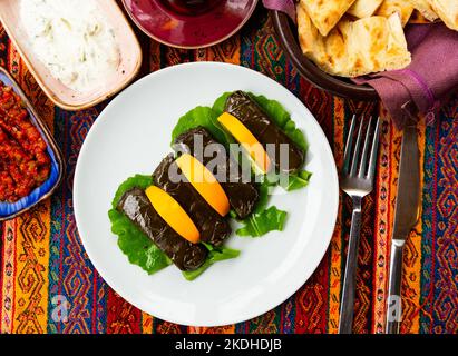 Türkische Gericht Yaprak sarma Stockfoto