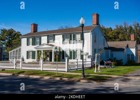 Plattsburgh, NY - 8. Oktober 2022: Kent-Delord House Museum am Seeufer in Plattsburgh, New York State Stockfoto