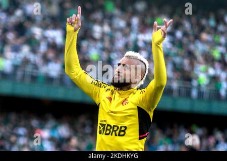 Curitiba, Brasilien. 06.. November 2022. PR - Curitiba - 11/06/2022 - BRASILIANISCHER A 2022, CORITIBA X FLAMENGO - Vidal Flamengo Spieler während eines Spiels gegen Coritiba im Couto Pereira Stadion für die brasilianische Meisterschaft A 2022. Foto: Gabriel Machado/AGIF/Sipa USA Quelle: SIPA USA/Alamy Live News Stockfoto