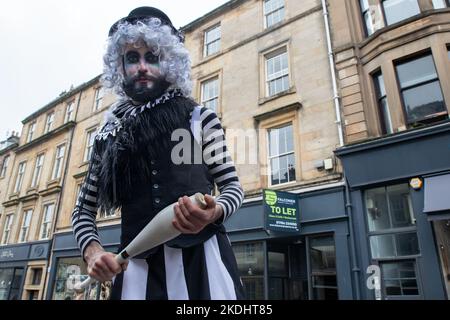 Stirling Open Streets Festival , Schottland, Großbritannien 22. Oktober 2022. Stirling City schließt sich der weltweiten Open Street-Bewegung an. Stockfoto