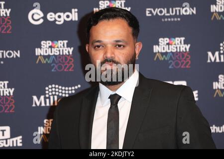 Azeem Rafiq nimmt bei der Battersea Evolution in London, Großbritannien, an den Sport Industry Awards Teil. Stockfoto