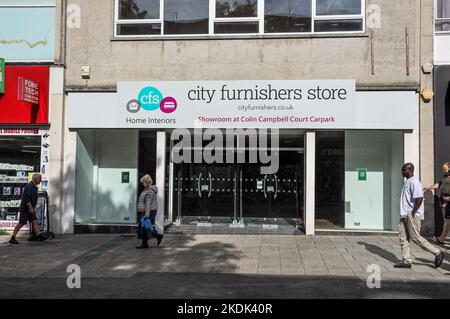 Nur eine von vielen Einzelhandelsgeschäften in der New George Street, Plymouth. Derzeit wird daran gearbeitet, das Einkaufszentrum im Stadtzentrum mehr zu einem regionalen dr zu machen Stockfoto