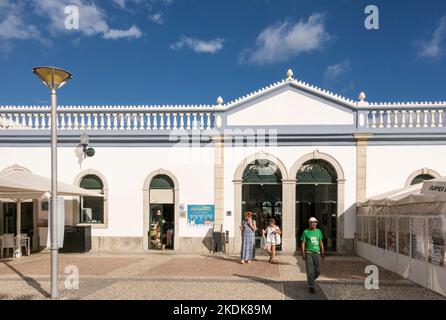 Mercado da Ribeira (ehemalige Markthalle aus dem Jahr 1887), Tavira, Algarve, Portugal Stockfoto