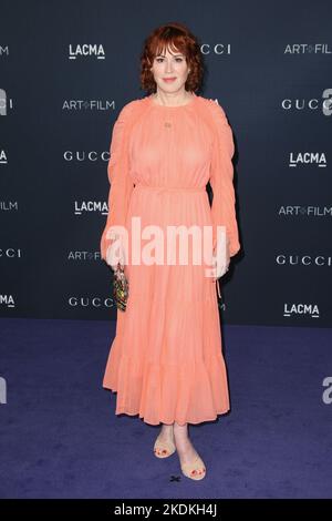 Molly Ringwald nimmt an der LACMA ART FILM GALA 2022 Teil, die Gucci am 05. November 2022 im Los Angeles County Museum of Art in Los Angeles, Kalifornien, präsentierte. Foto: Crash/imageSPACE/MediaPunch Stockfoto