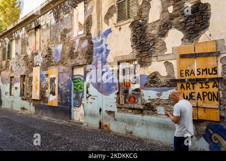 Blick auf die Straße rund um Funchal, Madeira, Portugal. Stockfoto