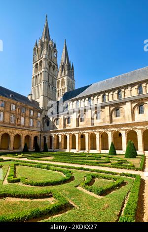 Die Abtei von Saint-Étienne, auch bekannt als Abbaye aux hommes ("Männerabtei"), ist ein ehemaliges Benediktinerkloster in der französischen Stadt Caen in der Normandie Stockfoto