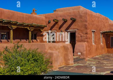 Painted Desert Inn entworfen im Pueblo Revival Stil im Petrified Forest National Park, Arizona, USA Stockfoto