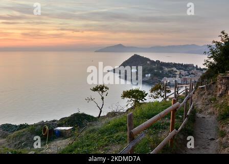 Sestri Levante. Blick vom Punta Manara Wanderweg. Ligurien. Italien Stockfoto