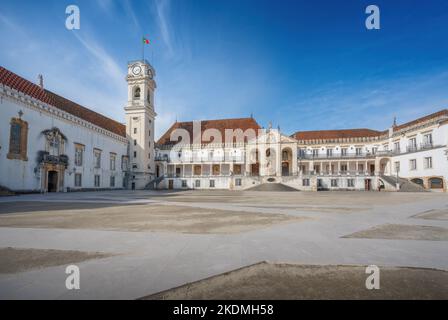 Innenhof der Universität von Coimbra, ehemaliger Königspalast - Coimbra, Portugal Stockfoto