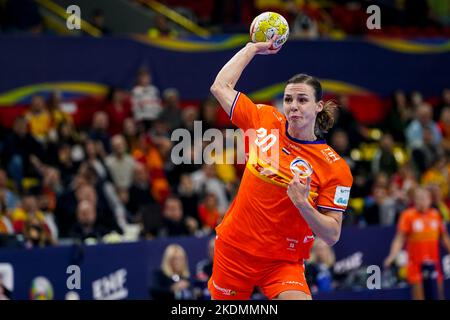 SKOPJE, MAZEDONIEN - 7. NOVEMBER: Inger Smits der Niederlande während der Vorrunde - EHF EURO 2022 Spiel zwischen Nord-Mazedonien und den Niederlanden in der Arena Boris Trajkovski am 7. November 2022 in Skopje, Mazedonien (Foto: Henk Seppen/Orange Picts) Stockfoto