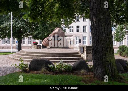 DANZIG, POLEN - 30. JULI 2022: Pomnik Polskiego Panstwa Podziemnego i Armii Krajowej Denkmal in Danzig, Polen Stockfoto