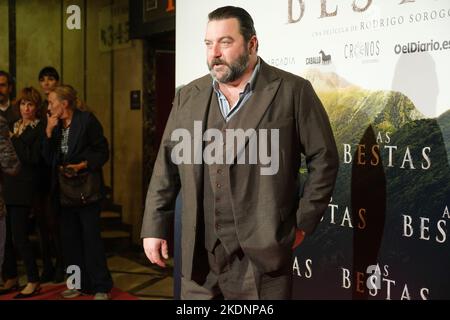 Madrid, Spanien. 07.. November 2022. Denis Ménochet nimmt an der Premiere des Films 'AS BESTAS' im Verdi-Kino in Madrid Teil. Kredit: SOPA Images Limited/Alamy Live Nachrichten Stockfoto