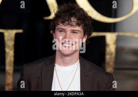 München, Deutschland. 07.. November 2022. Elliot Courtiour, Schauspieler, kommt zur deutschen Premiere des Films 'die Zauberflöte - das Vermächtnis der Zauberflöte'. Quelle: Sven Hoppe/dpa/Alamy Live News Stockfoto