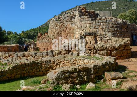 Blick auf die archäologische Stätte von Palmavera auf Sardinien in Italien Stockfoto