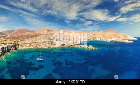 Die Strände von Vitsentzou und Pountaki auf der Insel Folegandros, Griechenland Stockfoto