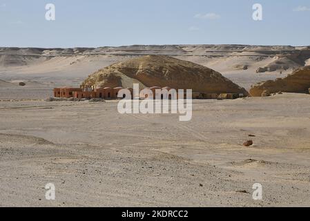 Einzigartiges Naturschutzgebiet Wadi El Rayan in Wadi al Hitan, Gouvernement Faiyum, Ägypten, 16. Oktober 2022. Es wurde zum UNESCO-Weltkulturerbe ernannt Stockfoto