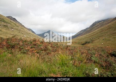 CIR Mhor steigt über Glen Rosa auf der Isle of Arran North Ayrshire Schottland Stockfoto