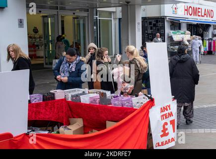 Der Outdoor-Markt in der West Bromwich High Street. Stockfoto