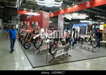 Mailand, Italien. 8. November 2022, Stand positiv Vent alla 79ma edizione di EICMA, Salone Internazionale del Ciclo e Motociclo e Accessori presso la Fiera di Milano, 8. November 2022, Milano, Italia. Quelle: Roberto Tommasini/Alamy Live News Stockfoto