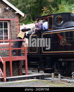 Taff-Bahnlinie O2, Baureihe 0-6-2T Lokomotive Nr. 85 am Bahnhof Goathland, North Yorkshire Moors Railway im September 2022. (Siehe Hinweis). Stockfoto