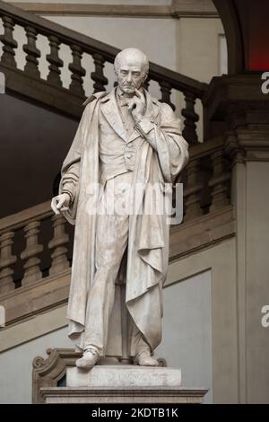 Italien, Lombardei, Mailand, Courtyrard von Brera, Luigi Cagnola Architekt Statue von Benedetto Cacciatori Bildhauer Datum 1849 Stockfoto