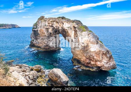 Es Pontas Felsbogen ein Naturwunder auf Mallorca Stockfoto
