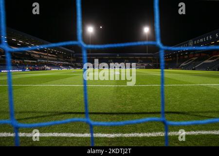 London, Großbritannien. 08. Nov, 2022. Während des Sky Bet Championship Spiels Queens Park Rangers gegen Huddersfield Town im Kiyan Prince Foundation Stadium, London, Vereinigtes Königreich, 8.. November 2022 (Foto von Arron Gent/News Images) in London, Vereinigtes Königreich am 11/8/2022. (Foto von Arron Gent/News Images/Sipa USA) Quelle: SIPA USA/Alamy Live News Stockfoto