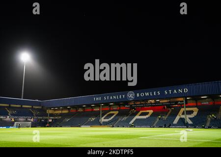 Ein allgemeiner Blick ins Stadion vor dem Sky Bet Championship-Spiel in der Loftus Road, London. Bilddatum: Dienstag, 8. November 2022. Stockfoto