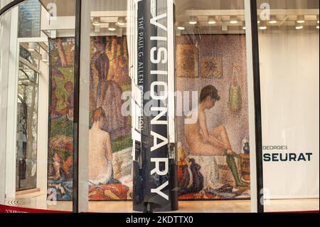 New York, USA. 08.. November 2022. Besucher von Visionary: The Paul G. Allen Collection werden am 8. November 2022 in Christie's New York Galleries im Rockefeller Center in New York, NY, präsentiert. Die Auktion soll vom 9. Bis 10. November 2022 stattfinden und hat einen Wert von mehr als $1 Milliarden Euro. Die Sammlung des Philanthropen Paul G. Allen, Mitbegründer von Microsoft, umfasst mehr als 150 Meisterwerke aus 500 Jahren Kunstgeschichte. Alle Erlöse gehen an die Philanthropie. (Foto: TJ Roth/Sipa USA) Quelle: SIPA USA/Alamy Live News Stockfoto