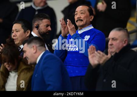 Cardiff, Großbritannien. 08.. November 2022. Vincent Tan Besitzer von Cardiff City während des Sky Bet Championship Spiels Cardiff City gegen Hull City im Cardiff City Stadium, Cardiff, Großbritannien, 8.. November 2022 (Foto von Ashley Crowden/News Images) in Cardiff, Großbritannien am 11/8/2022. (Foto von Ashley Crowden/News Images/Sipa USA) Quelle: SIPA USA/Alamy Live News Stockfoto