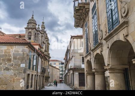 Pontevedra, Spanien, 9. Oktober 2022. Straße der Stadt Pontevedra, in Galicien, Spanien Stockfoto