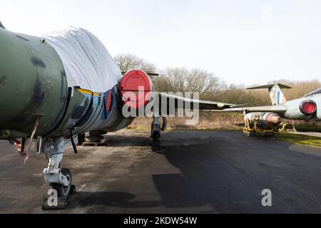 York.Yorkshire.Vereinigtes Königreich.Februar 16. 2022.Ein Jagdflugzeug des Gloster Javelin ist im Yorkshire Air Museum ausgestellt Stockfoto