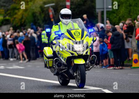 Police Scotland Motorbike Patrol Auf Der Queensferry Road, Edinburgh. Stockfoto