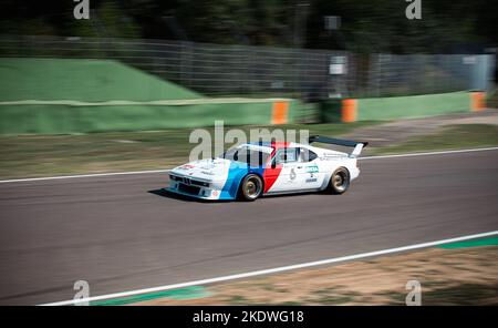 BMW M1 Oldtimer-Rennen auf der Strecke altmodischen Motorsport. Imola, Italien, juni 18 2022. DTM Stockfoto