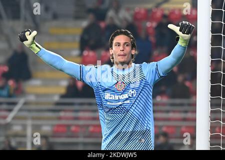 Cremona, Italien. 08. Nov, 2022. marco carnesecchi (cremonese) während US Cremonese gegen AC Mailand, italienische Fußballserie A Spiel in Cremona, Italien, November 08 2022 Quelle: Independent Photo Agency/Alamy Live News Stockfoto