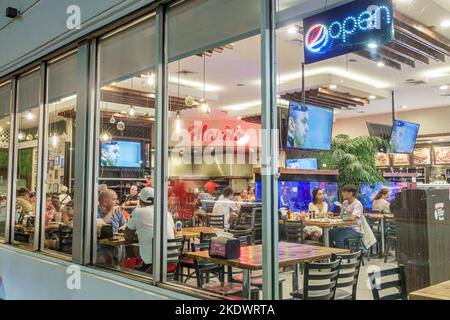Miami Beach Florida, North Beach Collins Avenue Nachtleben, Manolo Argentinische Restaurants in argentinischen Restaurants Essen Essen Essen gehen zwangloses Cafe Stockfoto