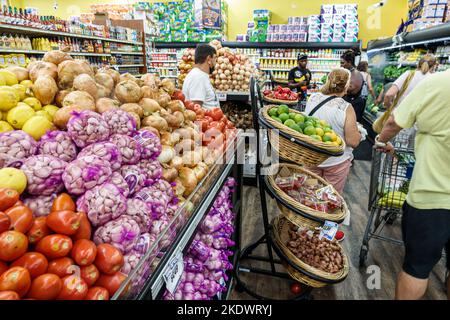 Miami Beach Florida, Normandy Isle Sabor Tropical Supermarket Lebensmittelgeschäft speichert Lebensmittel, Marktmarkt, innen Einkaufen Lebensmittel Lebensmittelgeschäft Stockfoto