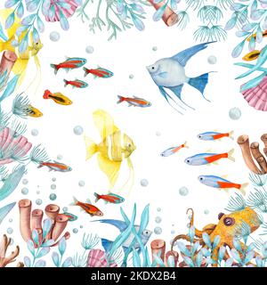 Aquarell-Illustration einer Reihe von Meeresfauna isoliert auf weißem Hintergrund. Angelfische, Muscheln, Korallen, Kraken, Algen, Wasser, Meer, Meer. Stockfoto