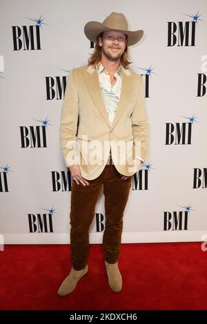 Nashville, USA. 08.. November 2022. Brian Kelley bei den jährlichen BMI Country Awards 67., die am 8. November 2022 im BMI Building in Nashville, TN, verliehen wurden. © Curtis Hilbun/AFF-USA.COM Quelle: AFF/Alamy Live News Stockfoto