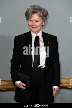 Imelda Staunton bei der Crown, Staffel 5 Weltpremiere, am 8.. November 2022 in London, Großbritannien. Foto von Stuart Hardy/ABACAPRESS.COM Stockfoto