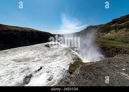 Der Wasserfall Gulfoss in Island während des Tages Stockfoto
