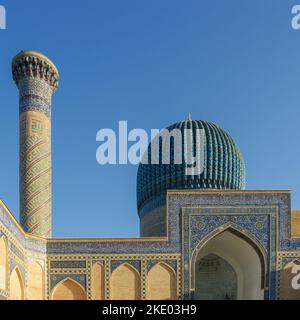 Detailansicht des Wahrzeichen Gur e Amir, des Mausoleums von Timur oder Tamerlane im UNESCO-Weltkulturerbe Samarkand, Usbekistan Stockfoto