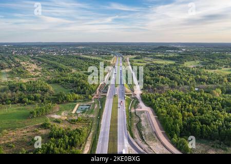 Amber Highway - autostrada A1 in der Nähe von Czestochowa, Woiwodschaft Schlesien in Polen Stockfoto