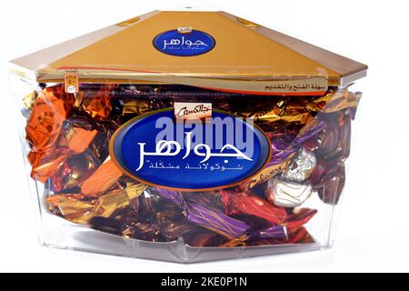 Kairo, Ägypten, November 1 2022: Galaxy Jewels verschiedene Milch- und dunkle Pralinenstücke mit Klassikern wie geschmeidiger Seide, knusprigem Karamell bis exquisit verpackt Stockfoto
