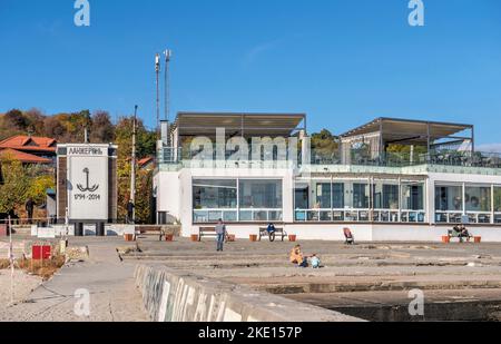 Ufer des Strandes von Lanzheron in Odessa, Ukraine Stockfoto