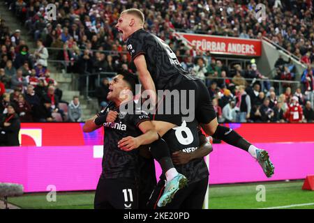 Köln, Deutschland. 09. Nov, 2022. firo : 11/09/2022, Fußball, Fußball, 1. Liga, 1. Bundesliga, Saison 2022/2023, 1. FC Köln - Bayer 04 Leverkusen Jubel Leverkusen bis 1: 2 mit AMIRI und BAKKER/dpa/Alamy Live News Stockfoto